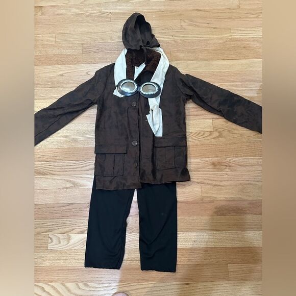 Aviator jacket, scarf, cap and glasses size 5-7 years. Pajamas included - Picture 3 of 4